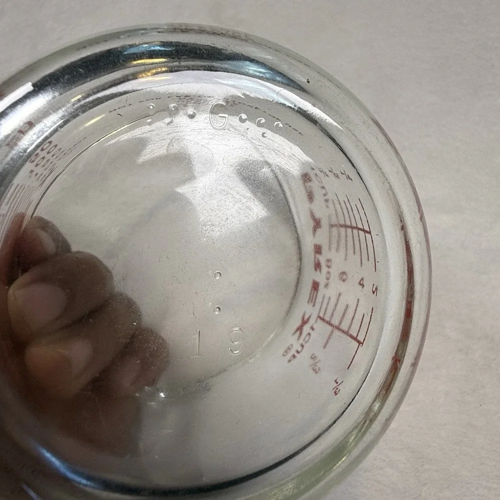 Vintage PYREX 1 Cup 8 oz 250mL Glass Measuring Cup Red Lettering 508